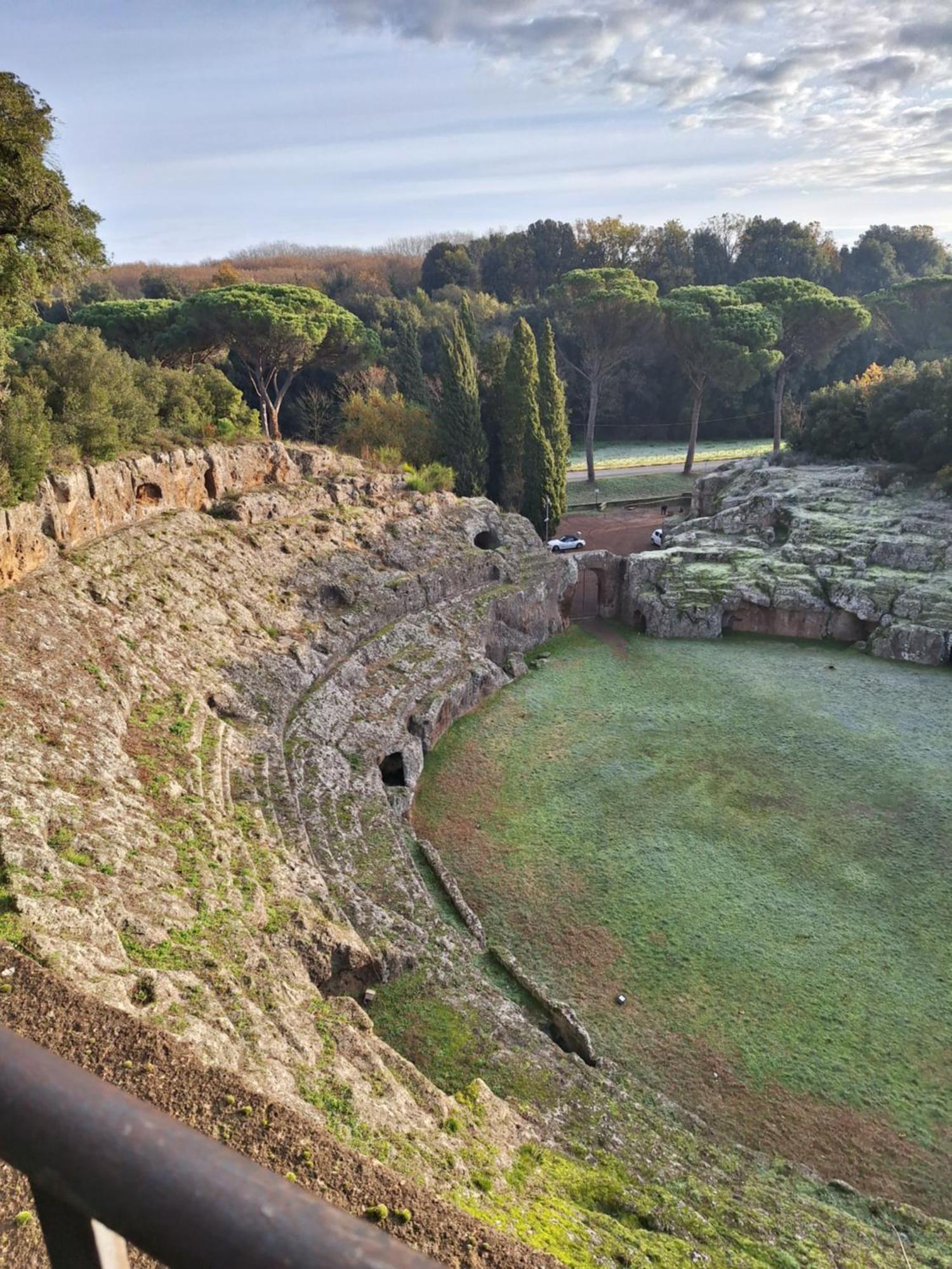 Hotel Radici Etrusche Sutri Exteriér fotografie