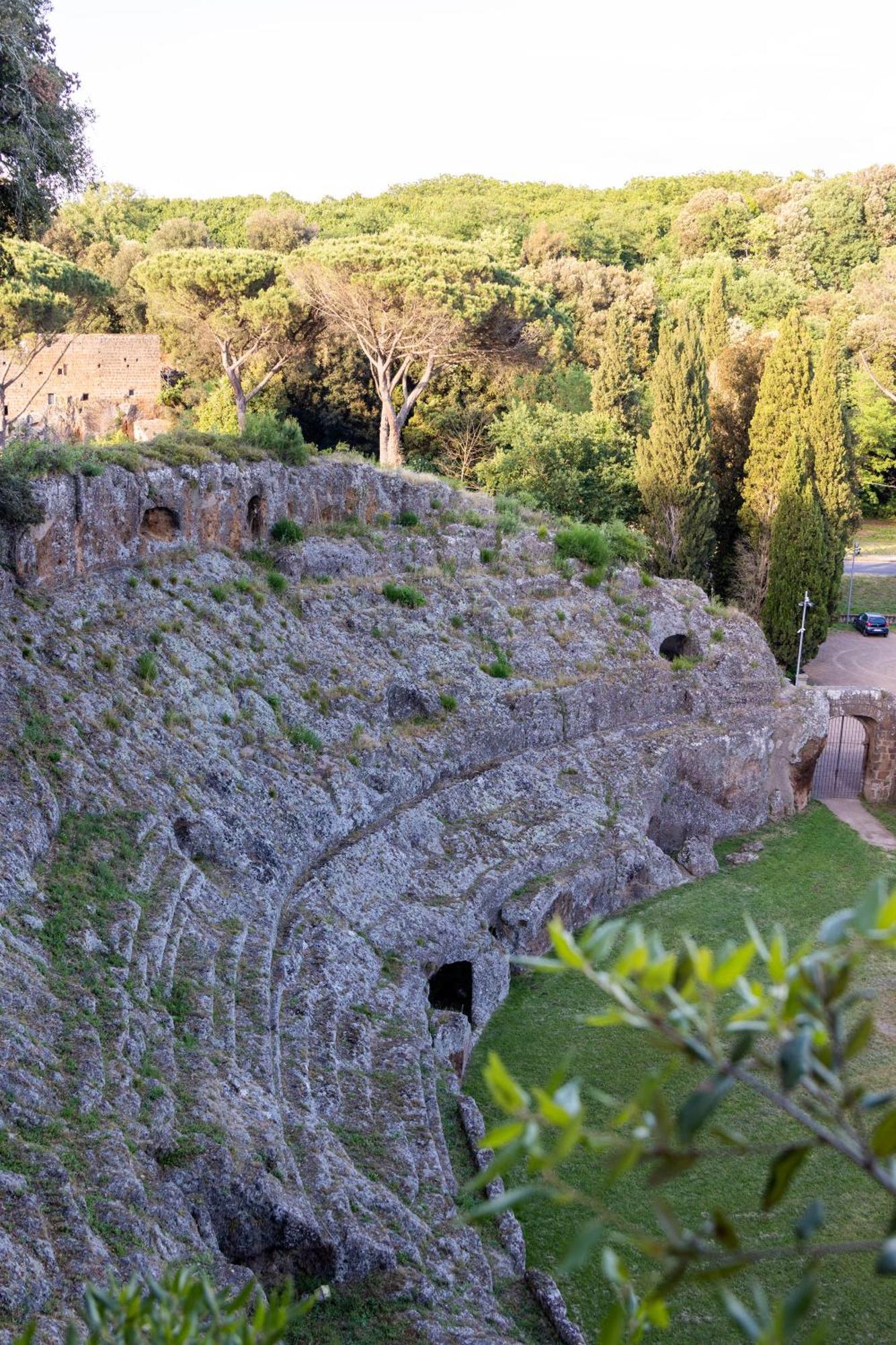 Hotel Radici Etrusche Sutri Exteriér fotografie