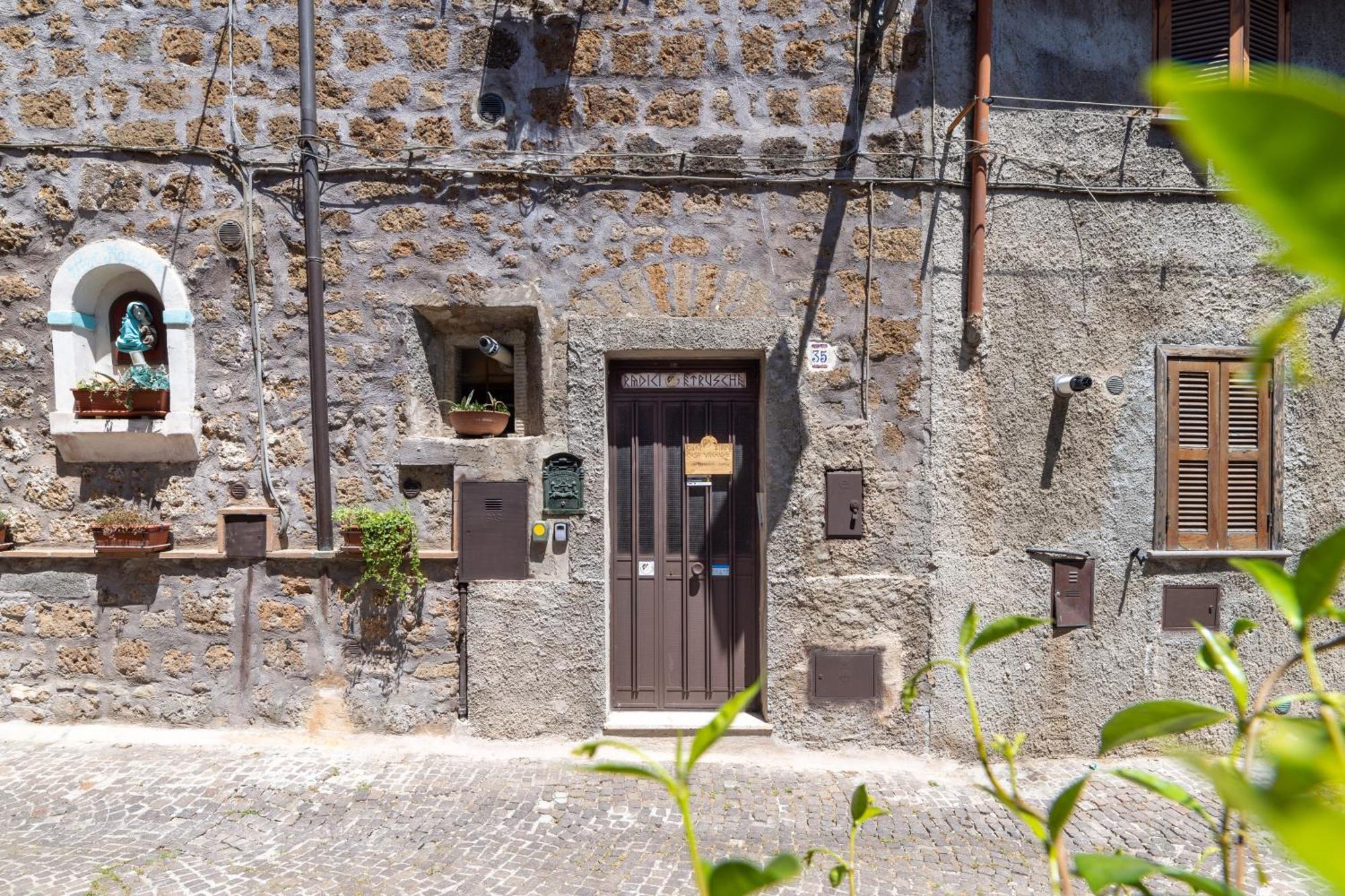 Hotel Radici Etrusche Sutri Exteriér fotografie